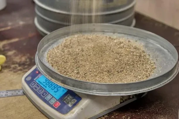 Análisis Granulométrico por Tamizado e Hidrómetro en Ovalle
